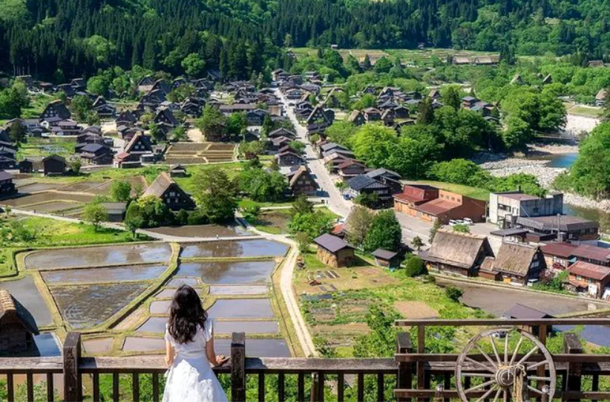 dao-bo-lang-co-Shirakawa-go