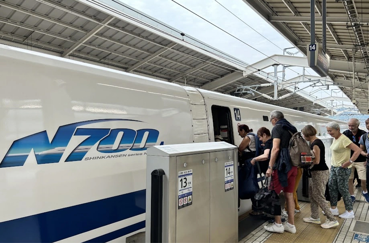 di-tau-shinkansen-nhung-trai-nghiem-phai-thu-tai-nhat-ban