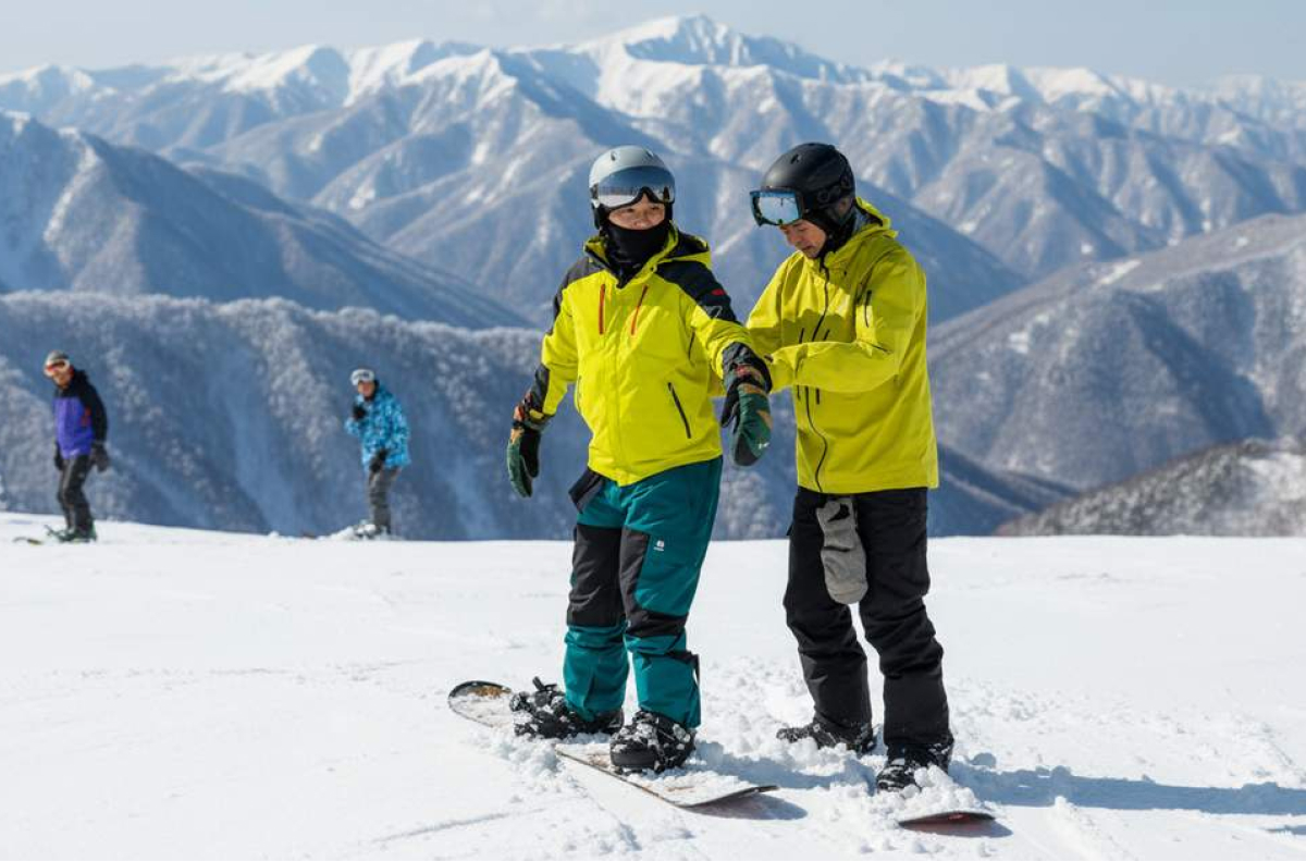 kashimayari-kham-pha-da-dang-cac-khu-truot-tuyet-o-hakuba-nhat-ban