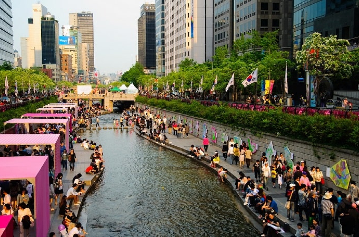 suoi-cheonggyecheon-du-lich-han-quoc-thang-11